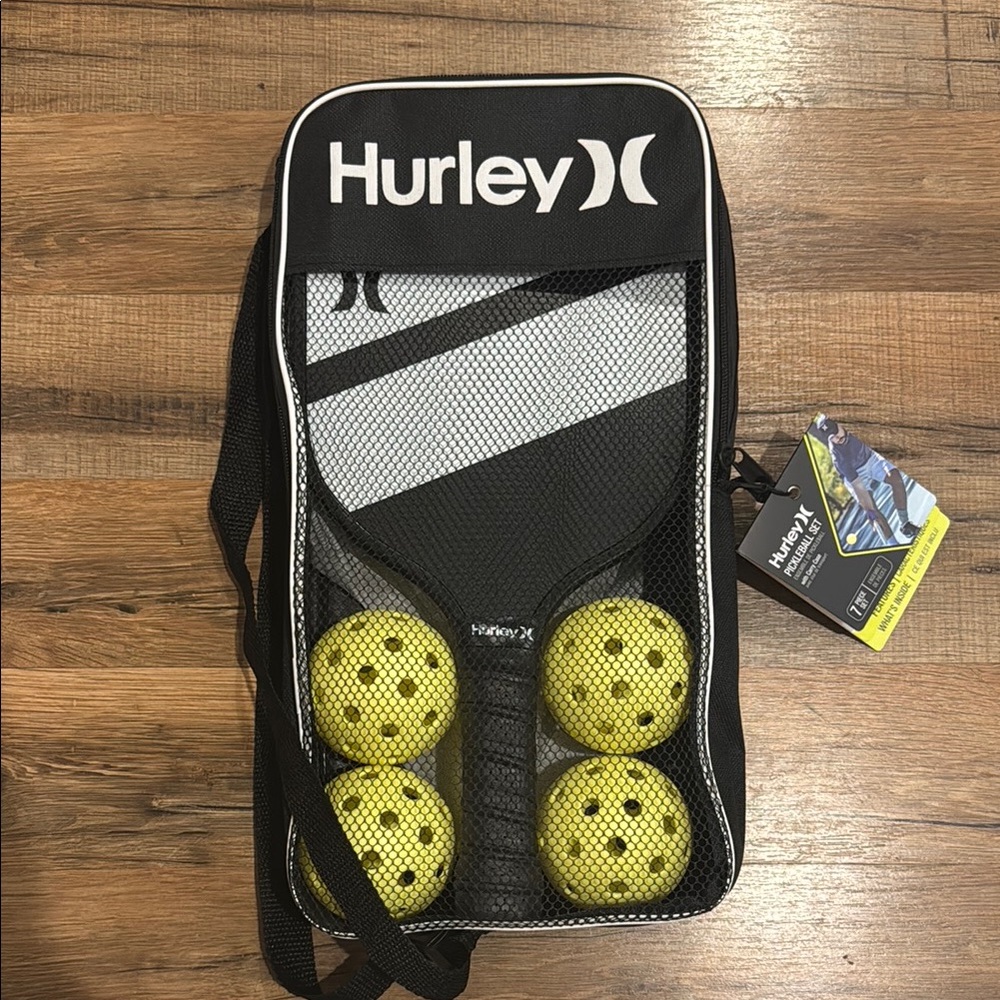 Hurley Black and White Pickleball Set